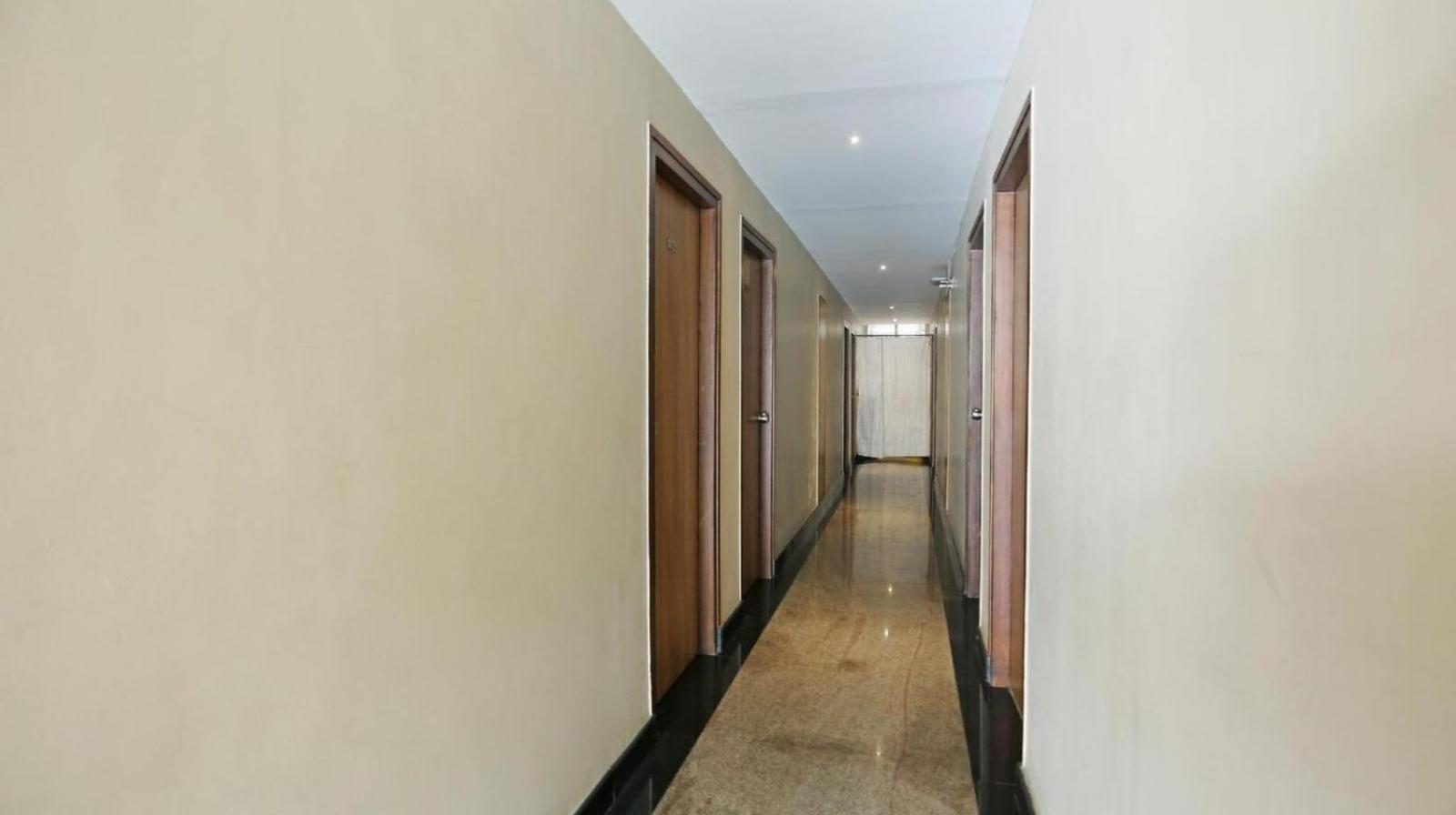 Samasth Rooms And Suits Mysuru Zewnętrze zdjęcie