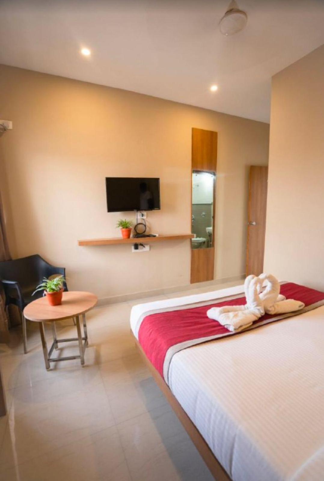 Samasth Rooms And Suits Mysuru Zewnętrze zdjęcie