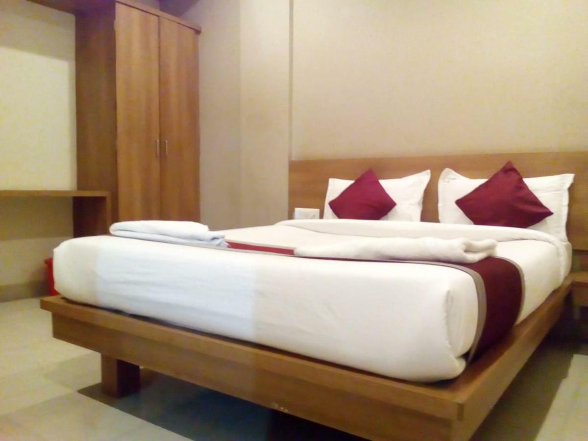 Samasth Rooms And Suits Mysuru Zewnętrze zdjęcie